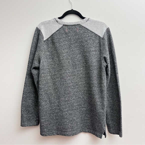 Tommy Bahama Men’s Marlin Grey Fleece Pullover Crewneck Sweater Size Medium - Picture 10 of 11